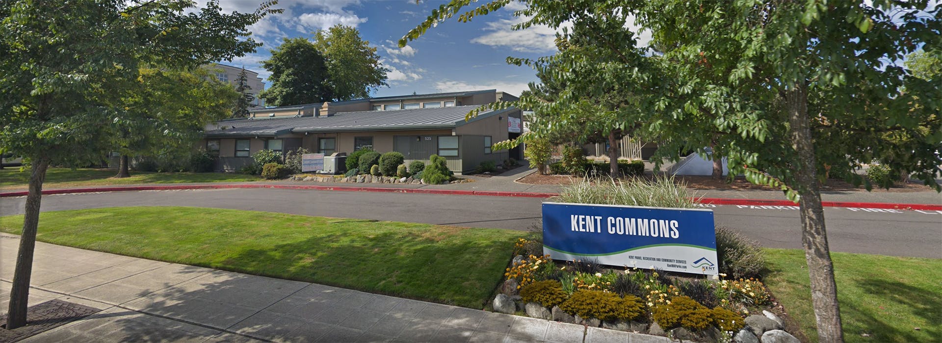 An image of the main entrance of Kent Commons Community Center
